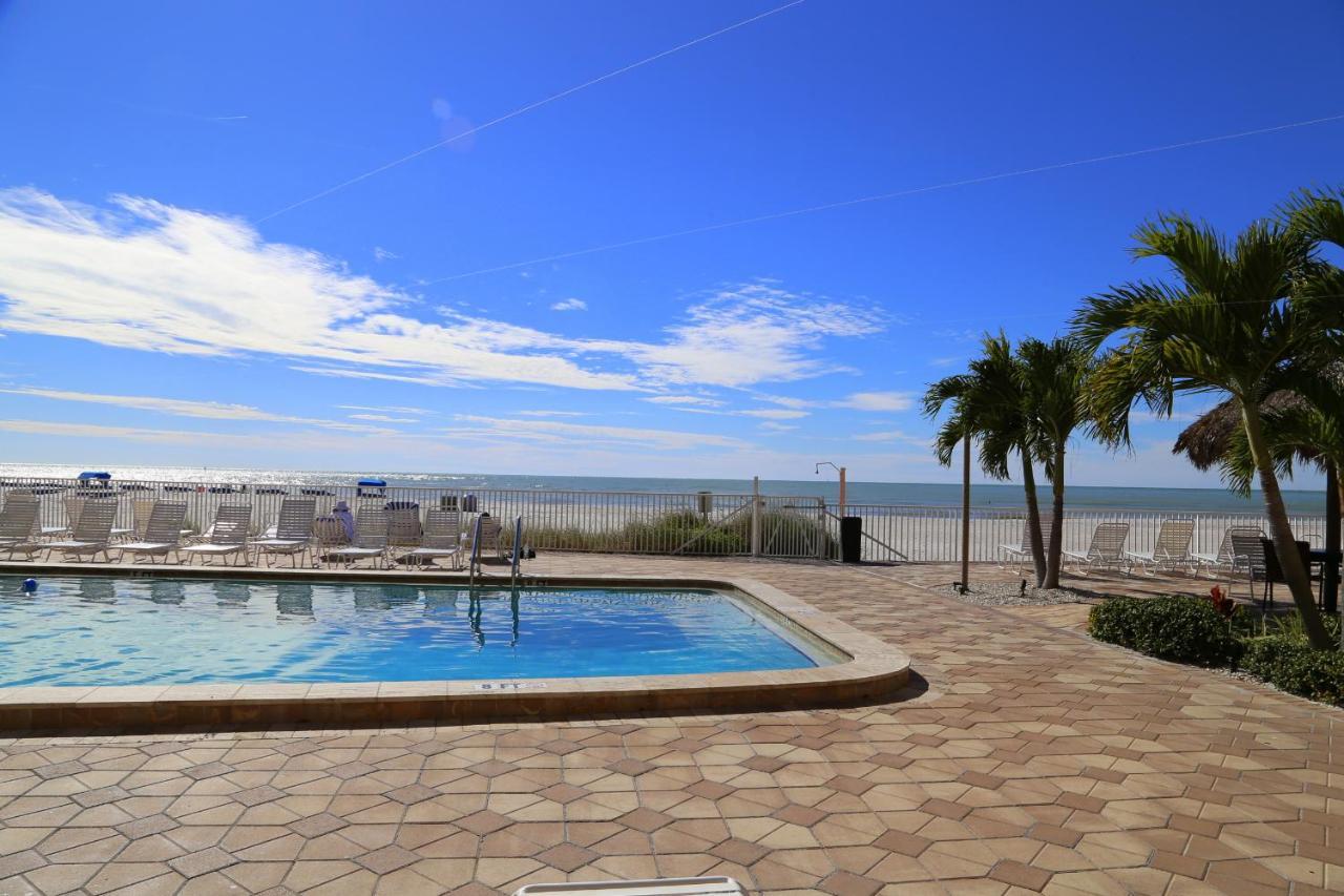 301 Sandy Shores Condos St. Pete Beach Exteriér fotografie
