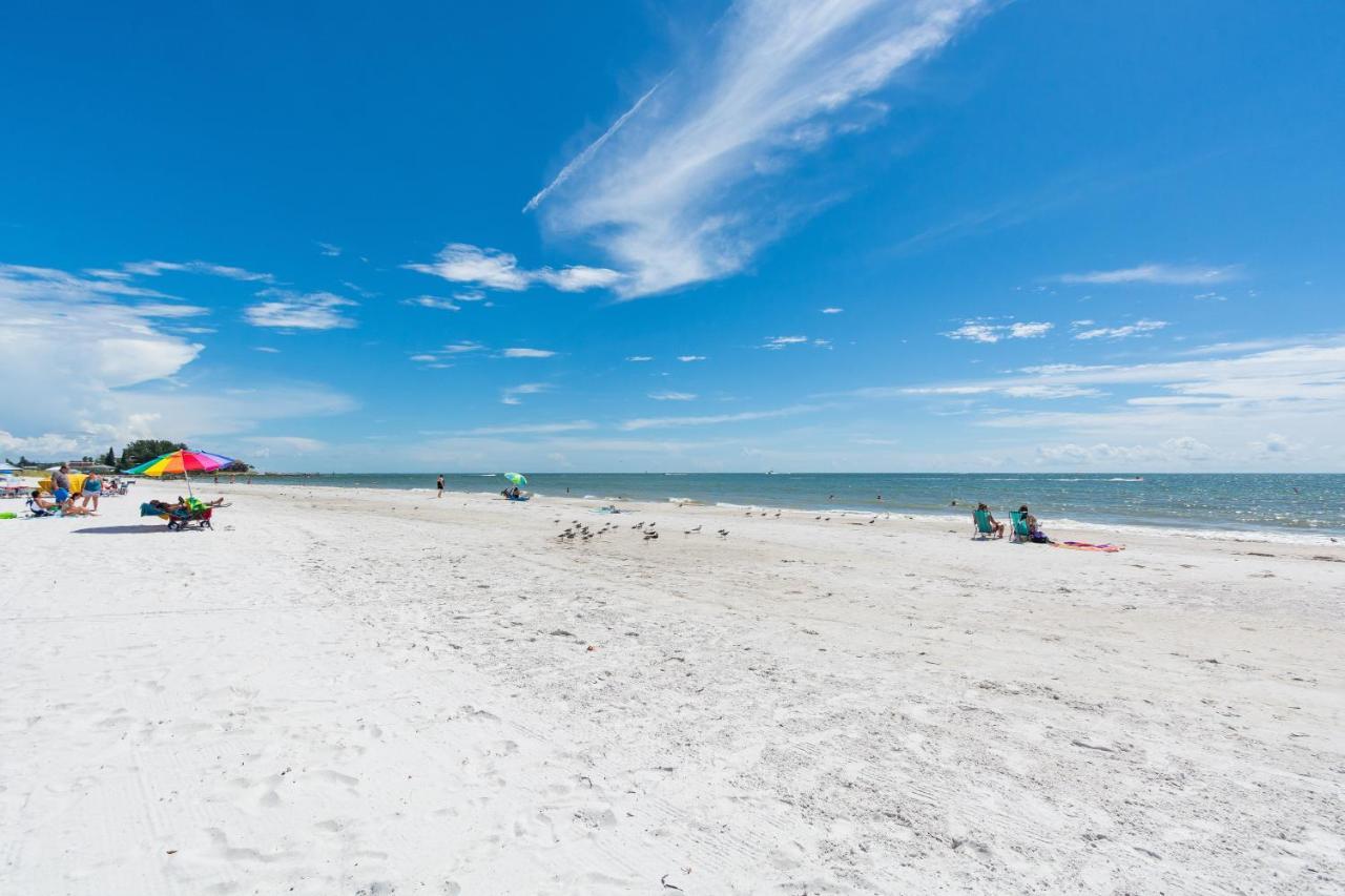 301 Sandy Shores Condos St. Pete Beach Exteriér fotografie