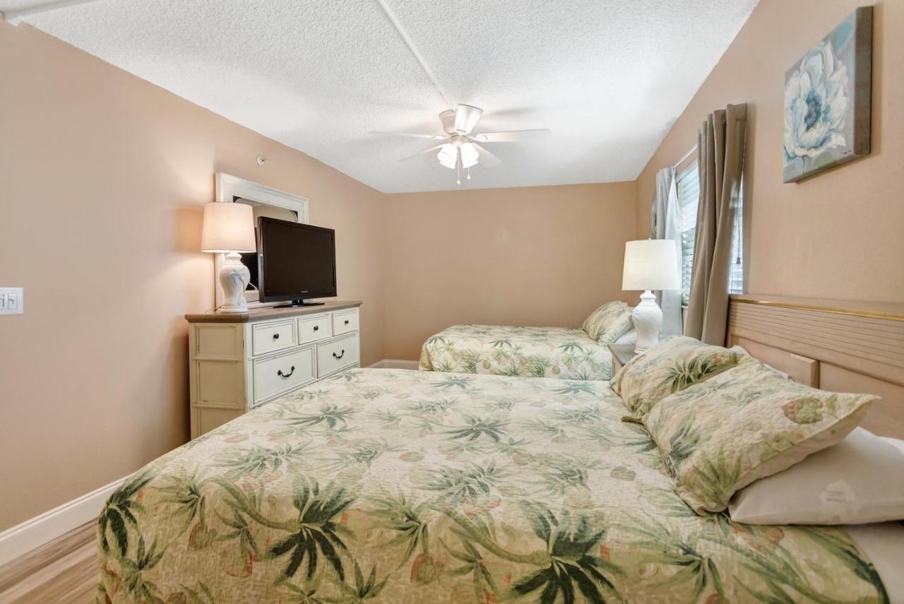 301 Sandy Shores Condos St. Pete Beach Exteriér fotografie